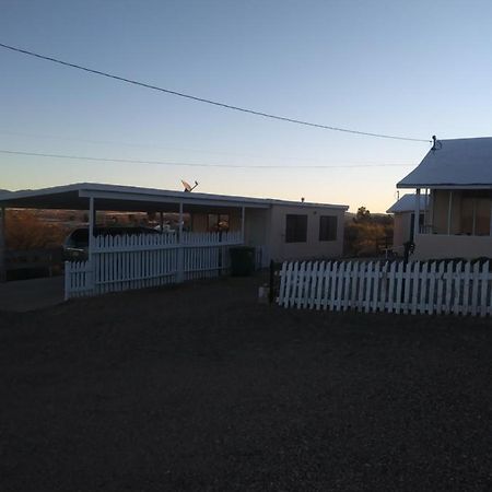 Mountain View Efficiency Apartamento Tombstone Exterior foto
