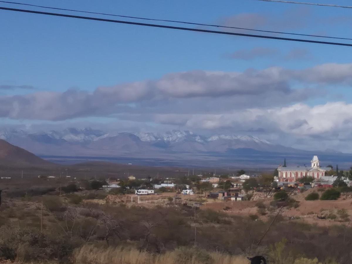 Mountain View Efficiency Apartamento Tombstone Exterior foto